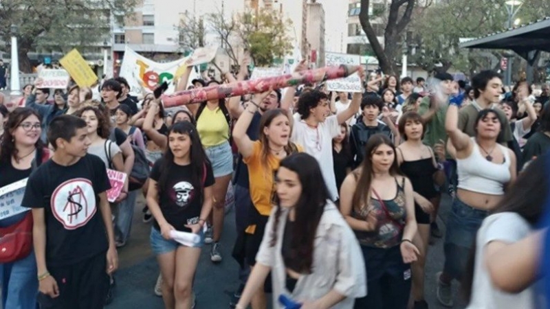 Marcha en Córdoba por el aniversario de la Noche de los Lápices