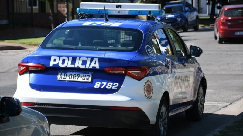 Lo detuvieron dos veces en 3 horas por intentar robar en el centro: atacó a cuchillazos a policías