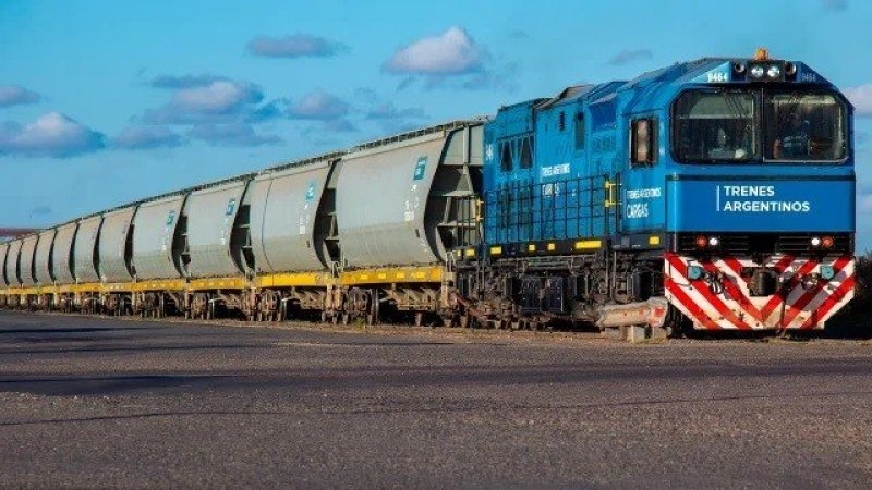 El Gobierno anunció la privatización del Belgrano Cargas, el tren que Cristina le quitó a Macri