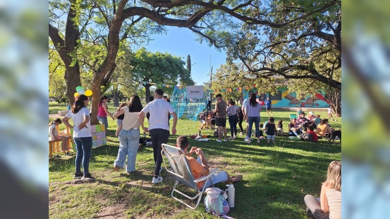 El jardín de infantes Areté celebró el día de la familia 