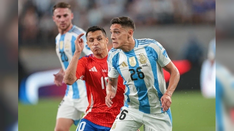 Otra baja en la selección argentina: se lesionó Nahuel Molina y se pierde el partido contra Perú