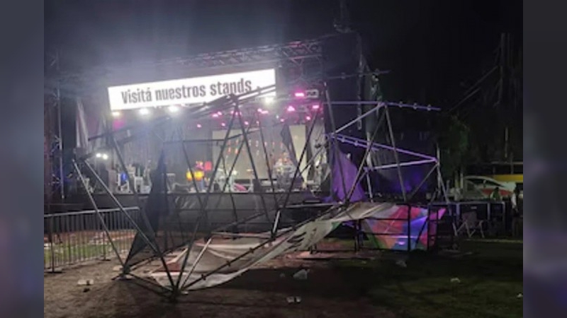 Horror en la Fiesta Nacional de la Música en Santa Fe: una mujer murió tras el derrumbe de un escenario debido a los fuertes vientos