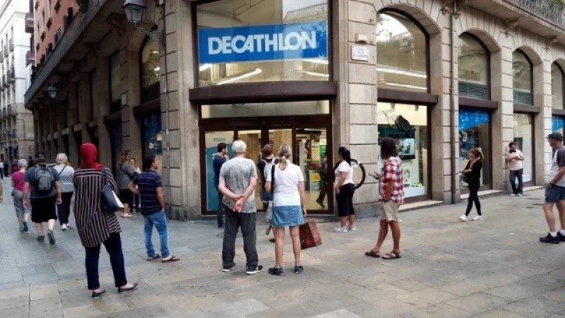 Una importante tienda internacional de ropa deportiva podría desembarcar en Argentina