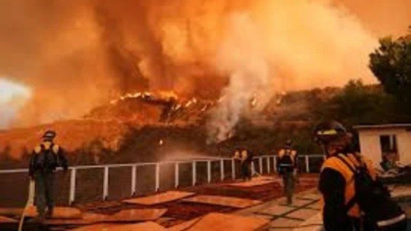 El viento intenso podría agravar otra vez la situación de los incendios de Los Ángeles