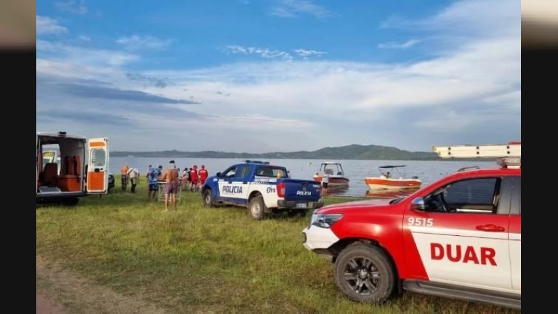 Un hombre se descompensó mientras practicaba kayak en el dique Los Molinos y falleció