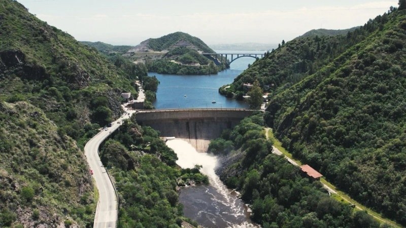 Diques de Córdoba: niveles récord de los embalses tras intensas lluvias