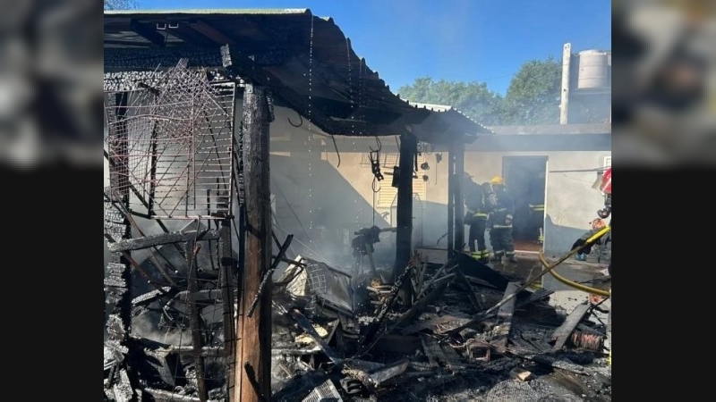 Un incendio destruyó un taller en Brinkmann