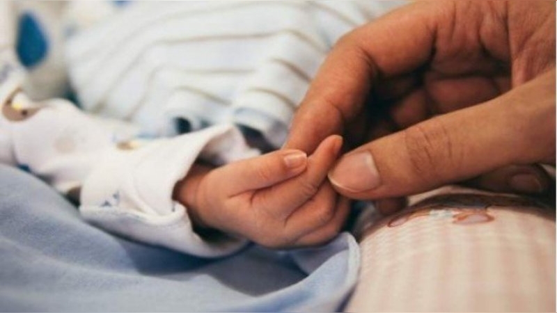 Internan a una beba de 9 meses con cocaína en sangre: investigan a sus padres