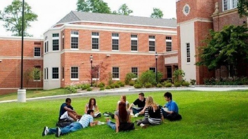 Estados Unidos suspendió entrevistas para emisión de nuevas visas de estudiantes