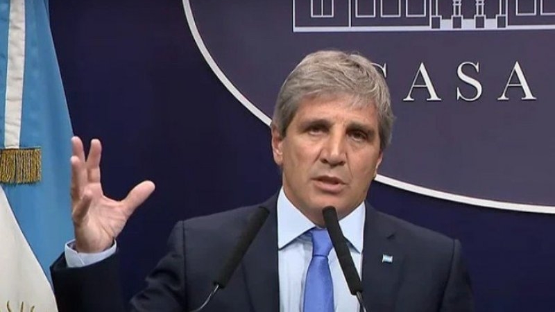 Ya hay municipios que empiezan a bajar impuestos, como pide Caputo