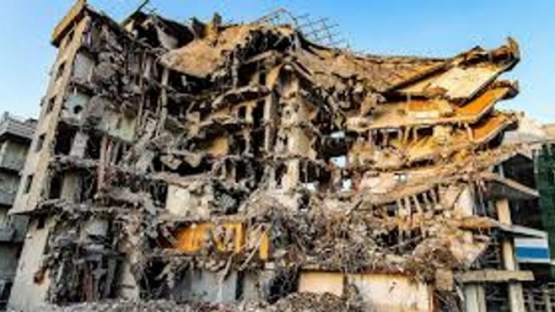 Turquía: un sismo de magnitud 5,8 deja una niña muerta y 69 heridos