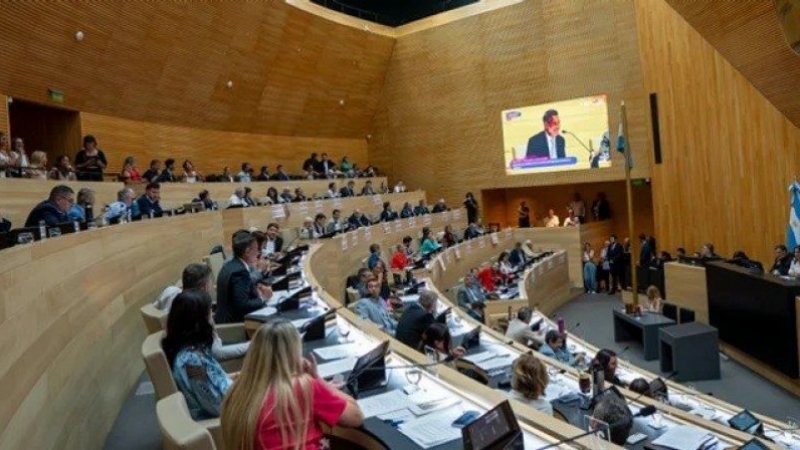Unicameral: convocan a sesión especial para respaldar el financiamiento universitario
