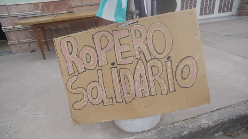 Se realizó con gran éxito un nuevo Ropero Solidario organizado por el Centro de Jubilados de barrio Bouchard
