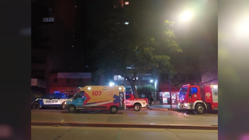 Incendio en un edificio del centro de Córdoba: personas evacuadas y asistidas