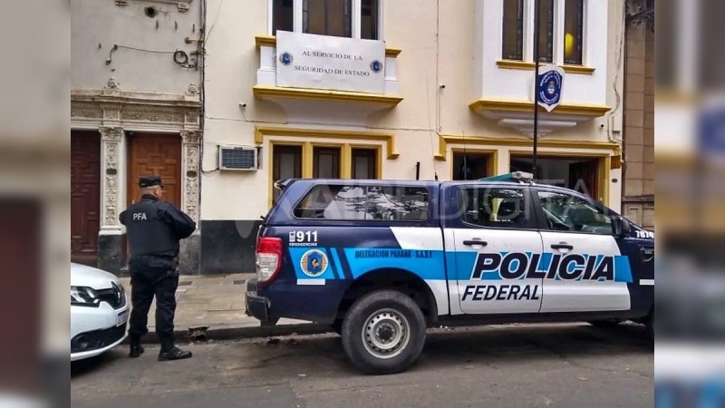 Violenta pelea entre mujeres en un boliche en Esperanza: hubo jóvenes heridas
