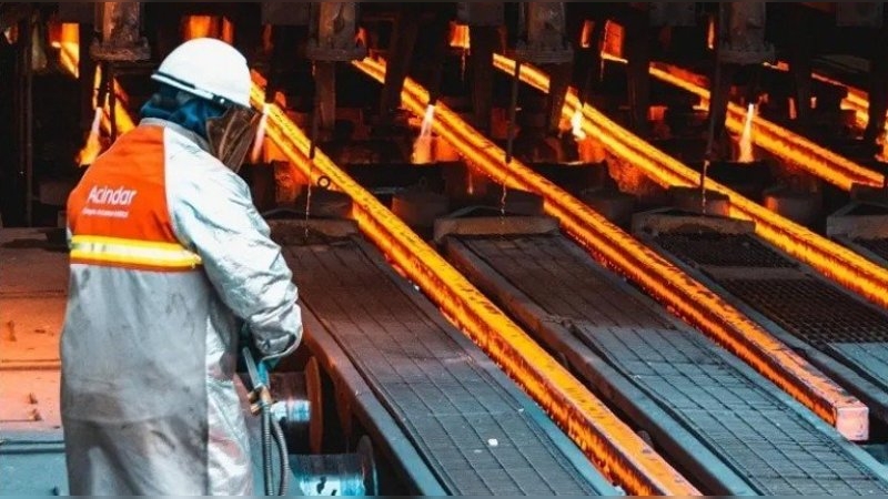 Acindar suspende a los 600 trabajadores de la planta de Villa Constitución, Santa Fe