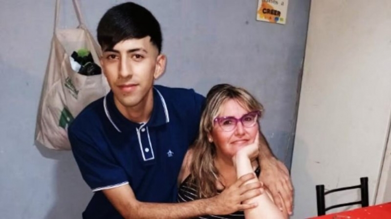 Lo mataron a sangre fría para robarle: el desgarrador relato de su madre y la ilusión que tenía el joven