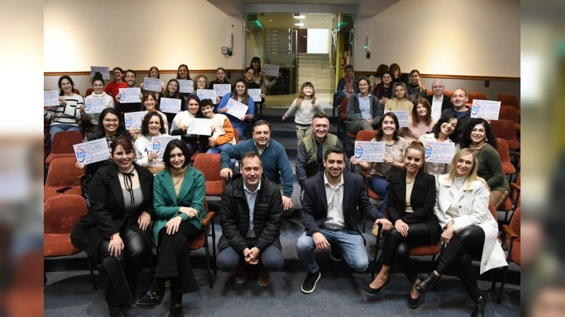 Veinte emprendedores locales recibieron certificados del programa ‘San Francisco Emprende’