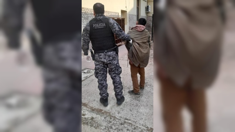Detenido por amenazas y resistencia a la autoridad 