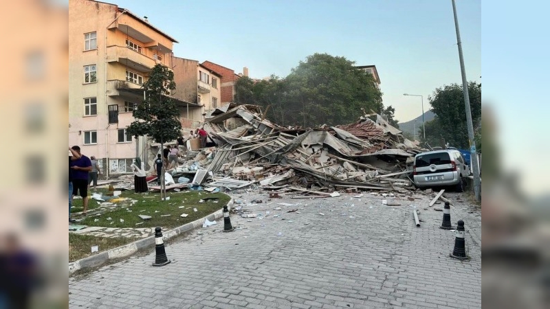 Un sismo de magnitud 6,1 deja un muerto y 29 heridos en el noroeste de Turquía