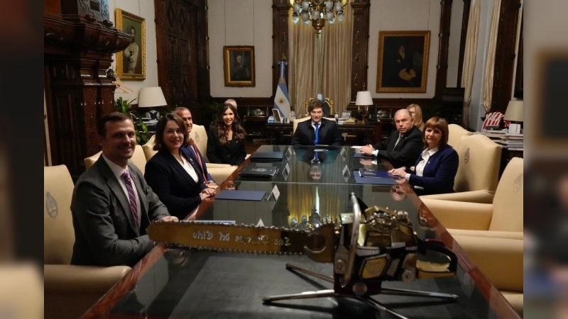 Aseguran que EE.UU. frenó el acuerdo de exención de visas para Argentina