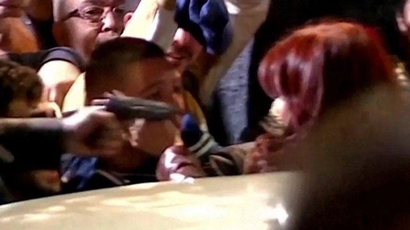 El peritaje al celular de Milman no arrojó pruebas, pero el kirchnerismo denuncia que borró mensajes