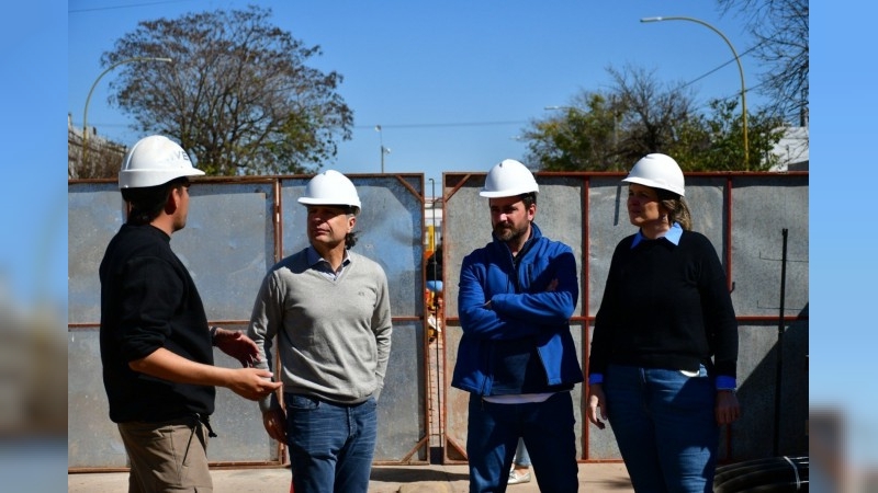 Bernarte supervisó el avance de la obra de bulevarización de 9 de Julio