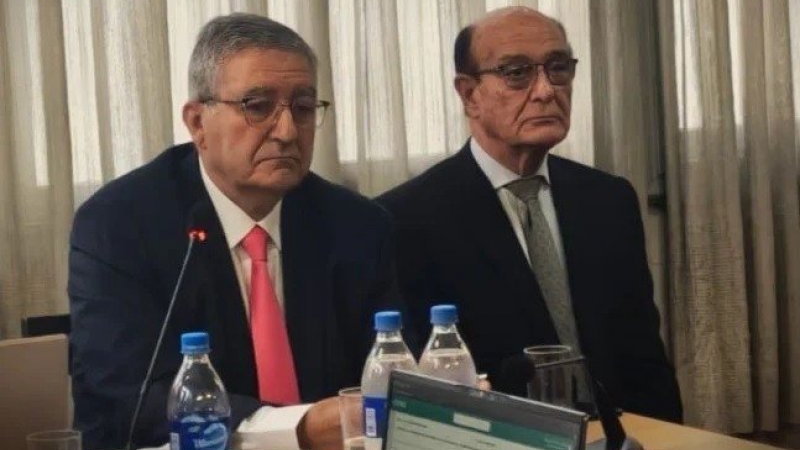 En el inicio del juicio, Gonz&aacute;lez se neg&oacute; a declarar y dijo no tener bienes: "Vivo en una casa alquilada"