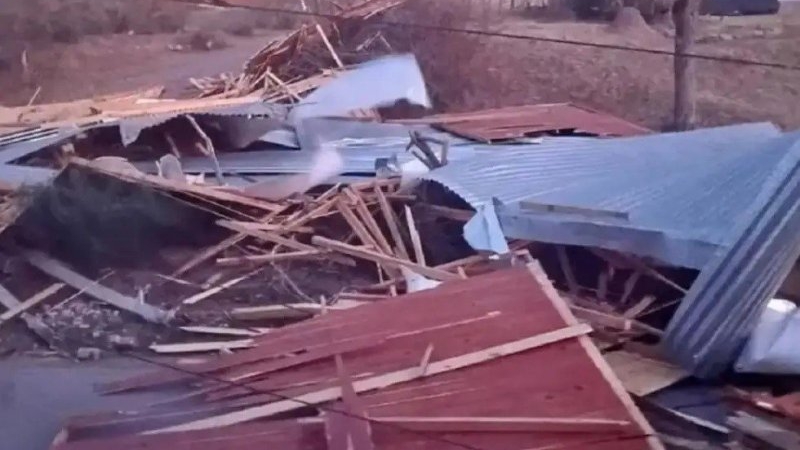 Temporal de viento y granizo azota el centro y norte del país: ráfagas de hasta 100 km/h