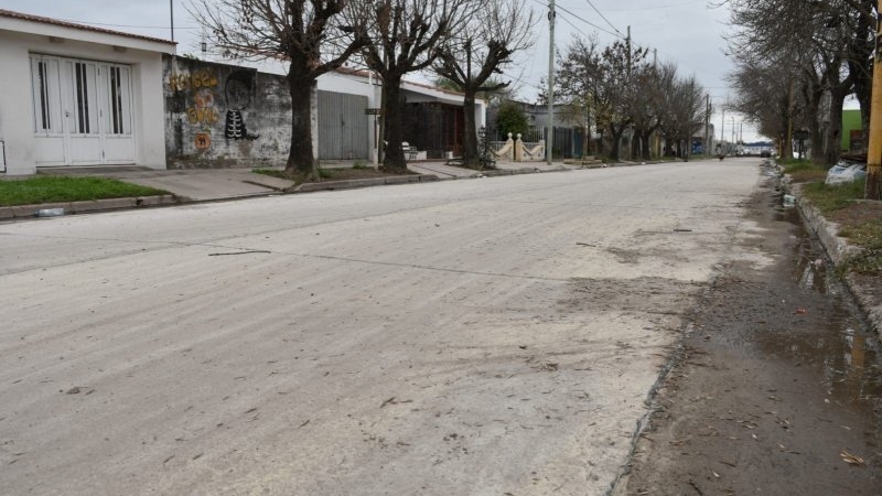 Ya se ejecutó más de un tercio de la pavimentación del casco histórico de barrio Parque