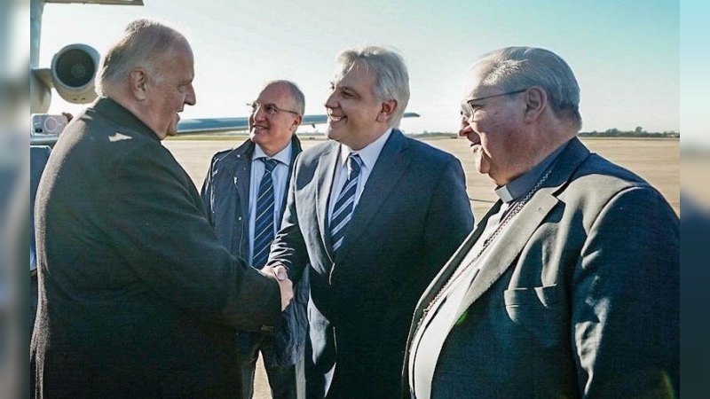 Visita del papa Le&oacute;n XIV: la comitiva del Vaticano arrib&oacute; a C&oacute;rdoba