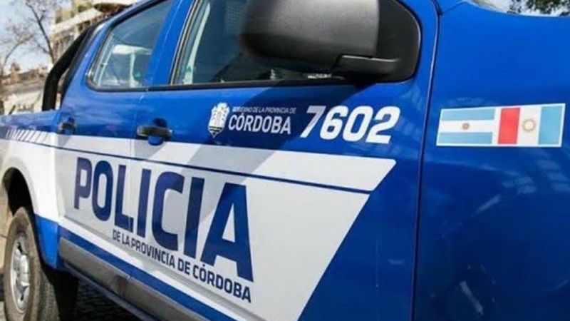 Tragedia en C&oacute;rdoba: muri&oacute; un motociclista tras colisionar contra un auto