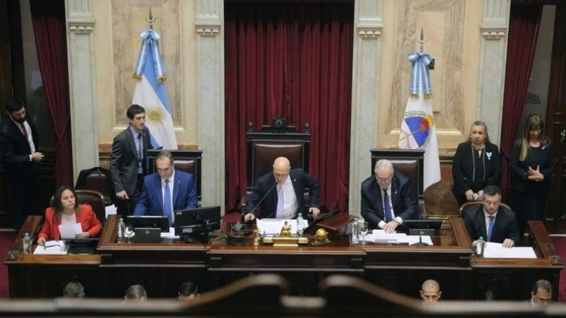 Senado aprobó reforma de la ley de biocombustibles: corte de bioetanol sube al 15% y biodiésel al 10%