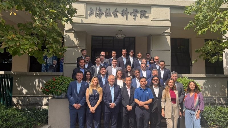 Bernarte participó de un encuentro sobre los desafíos y perspectivas de la economía china