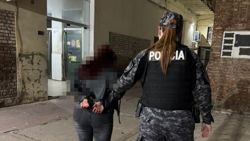 Dos personas fueron aprehendidas tras una ri&ntilde;a y agresiones a personal policial