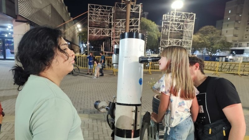 San Francisco vivi&oacute; una noche especial de observaci&oacute;n de la Luna