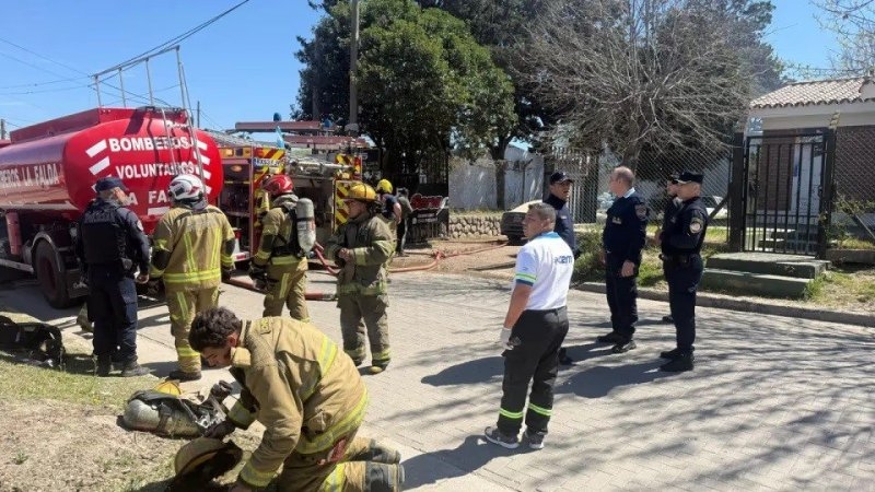 La Falda: un incendio alcanz&oacute; un dep&oacute;sito de garrafas