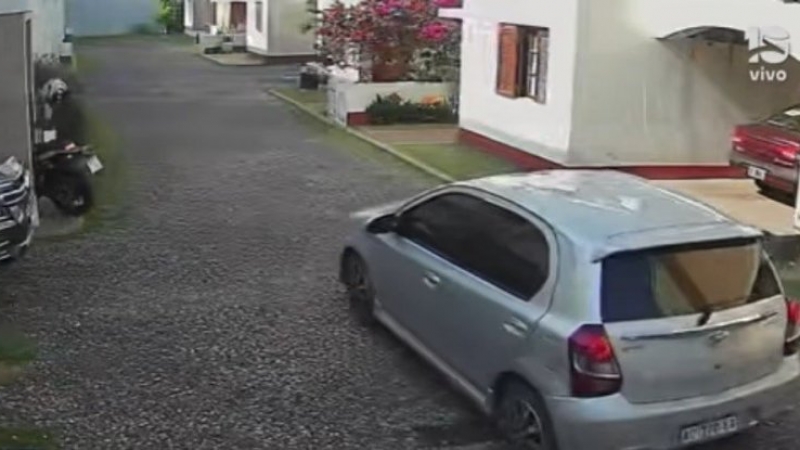 Robo millonario en Córdoba: se llevaron dos autos, dinero y joyas