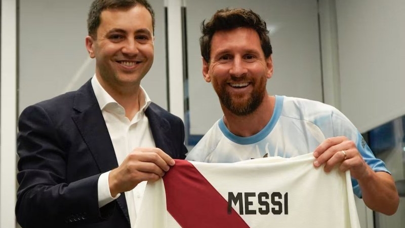 El homenaje de River Plate a Lionel Messi durante su despedida de la selecci&oacute;n argentina