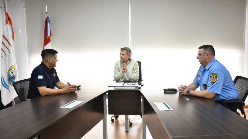 Bernarte recibi&oacute; al nuevo director de la Departamental San Justo y destacaron el trabajo conjunto en seguridad