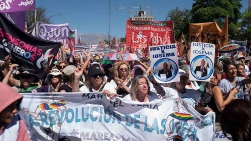 Contin&uacute;a en C&oacute;rdoba el Encuentro Plurinacional de Mujeres con m&aacute;s de 100 talleres y una marcha central