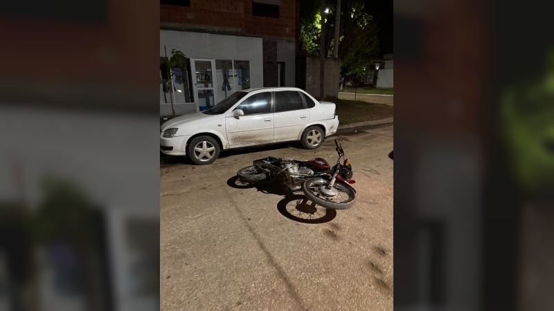 Un motociclista de 24 a&ntilde;os sufri&oacute; lesiones graves en un accidente en barrio La Milka