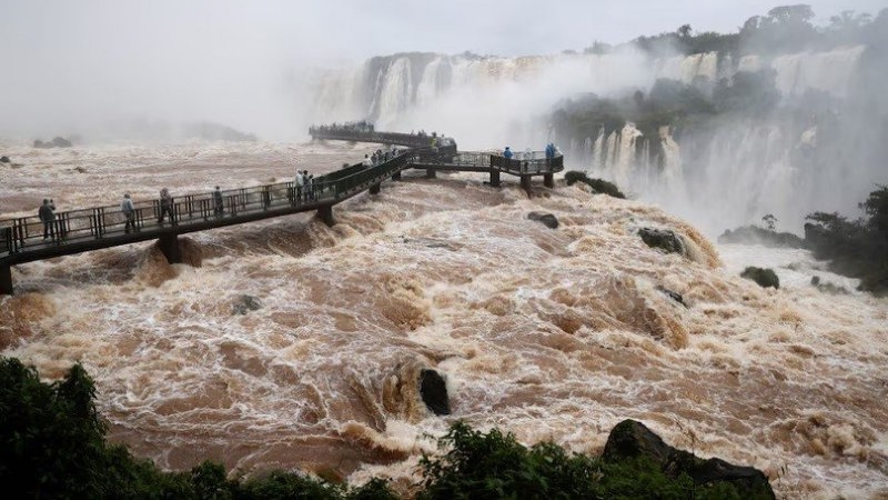 Cataratas del Iguaz&uacute;: reabren el Parque Nacional tras la crecida del r&iacute;o por lluvias en Brasil