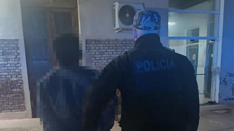Un motociclista lesionado y un hombre aprehendido tras dos procedimientos policiales en San Francisco